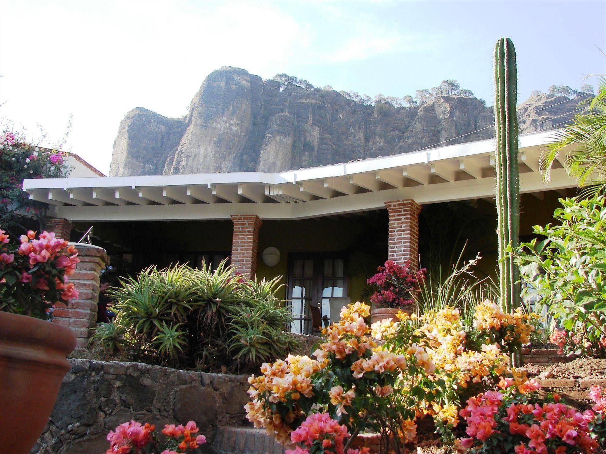 La Villa Bonita Culinary Vacation Tepoztlan Exterior photo